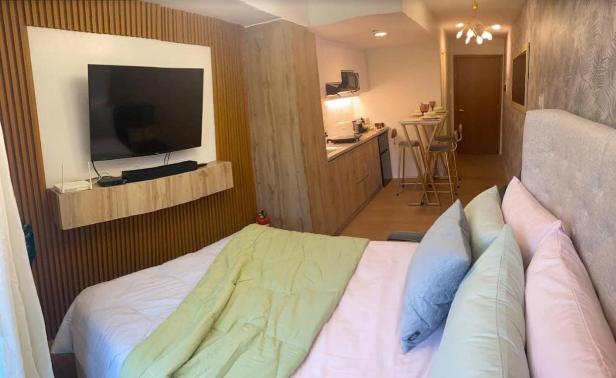 Summer10Th Pinesuites Scandi Minimalist Deluxe Tagaytay City Exterior photo